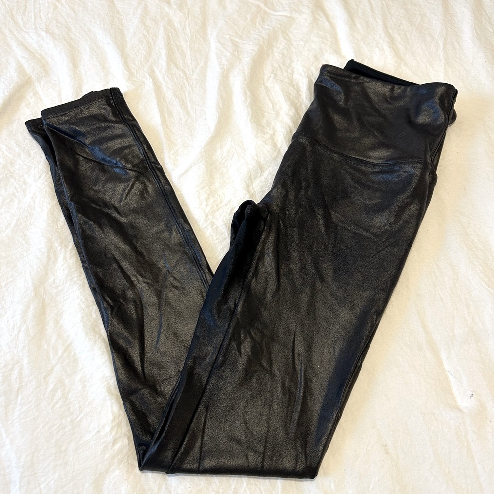 SPANX
Faux stretch-leather leggings M